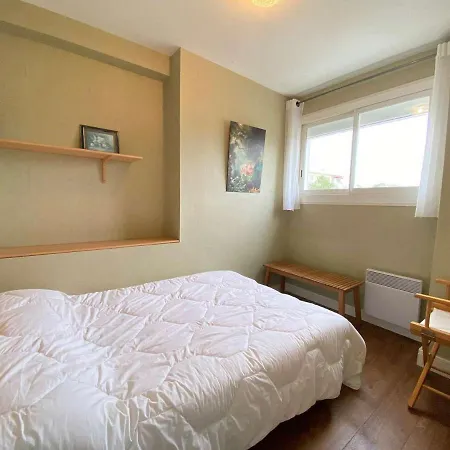 T2 6 Pers Avec Balcon, A Deux Pas De La Et Des Commerces - - Fr-1-245-136 Apartmán